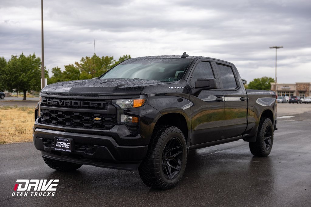 Used 2022 Chevrolet Silverado 1500 Custom image 4