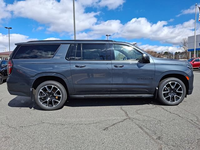 Certified 2021 Chevrolet Suburban RST w/ Luxury Package image 7