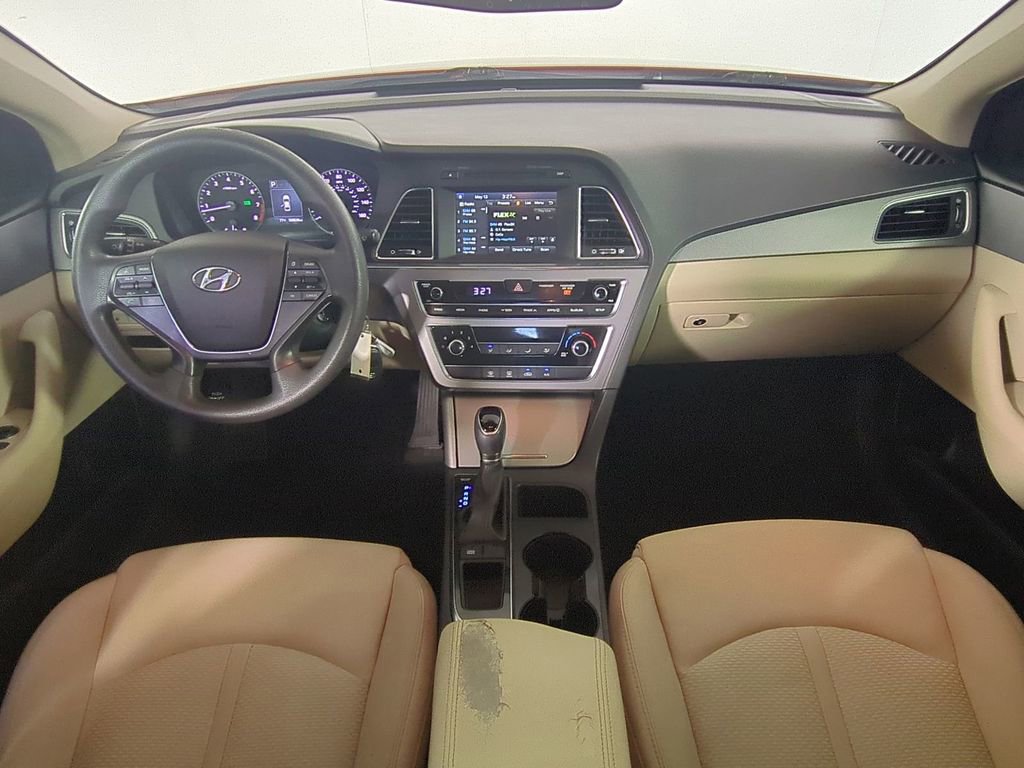Used 2017 Hyundai Sonata SE FWD image 16