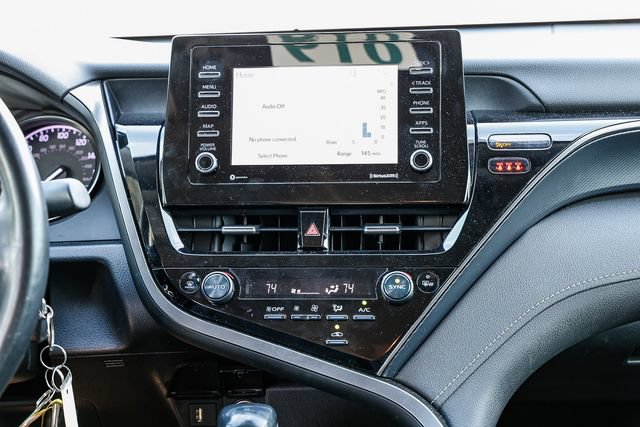 Used 2022 Toyota Camry SE FWD image 13