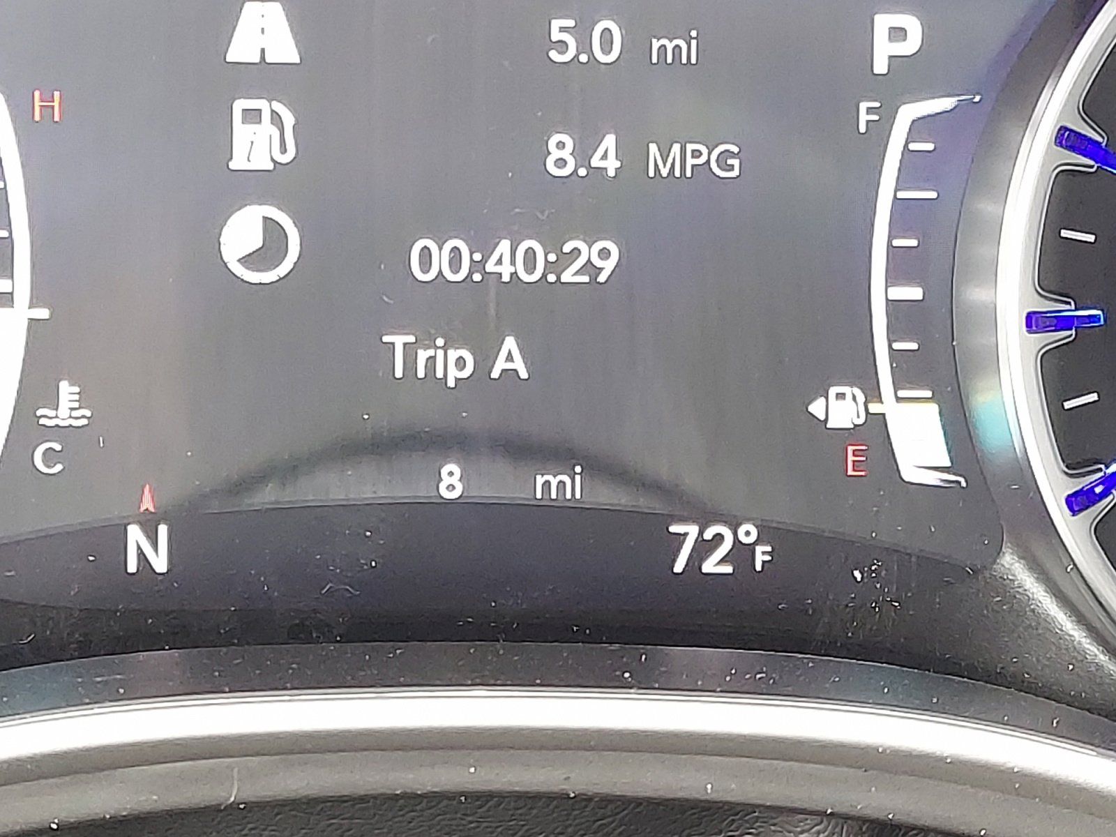 New 2026 Chrysler Pacifica Select w/ S Appearance Package FWD image 2