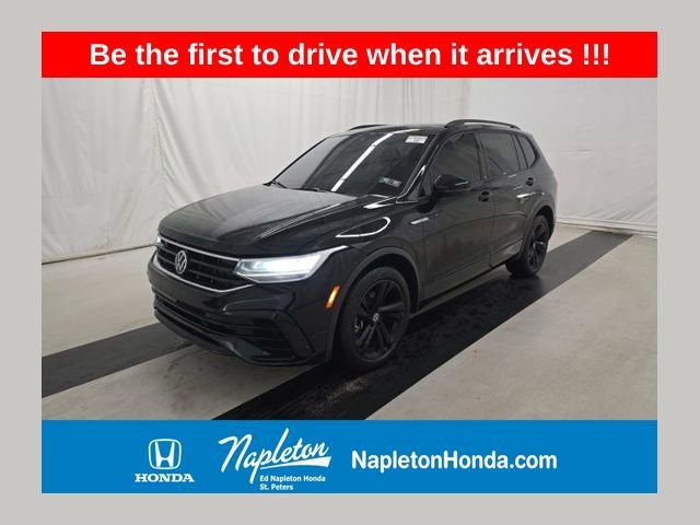 Used 2024 Volkswagen Tiguan SE R-Line image 1