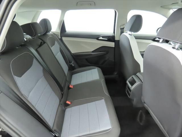 New 2026 Volkswagen Taos S image 22