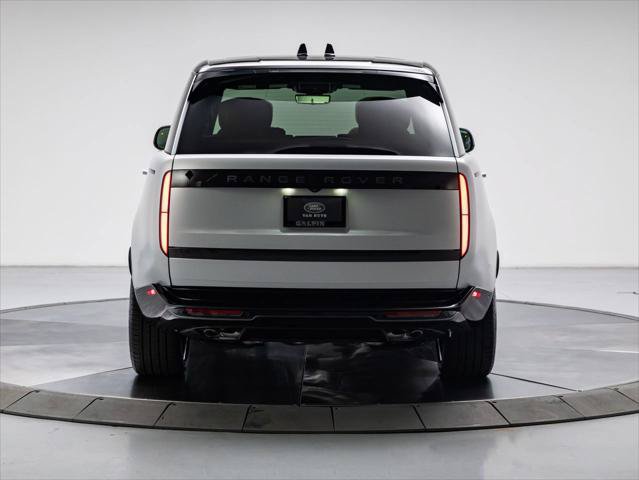 New 2026 Land Rover Range Rover Long Wheelbase Autobiography AWD/4WD image 4