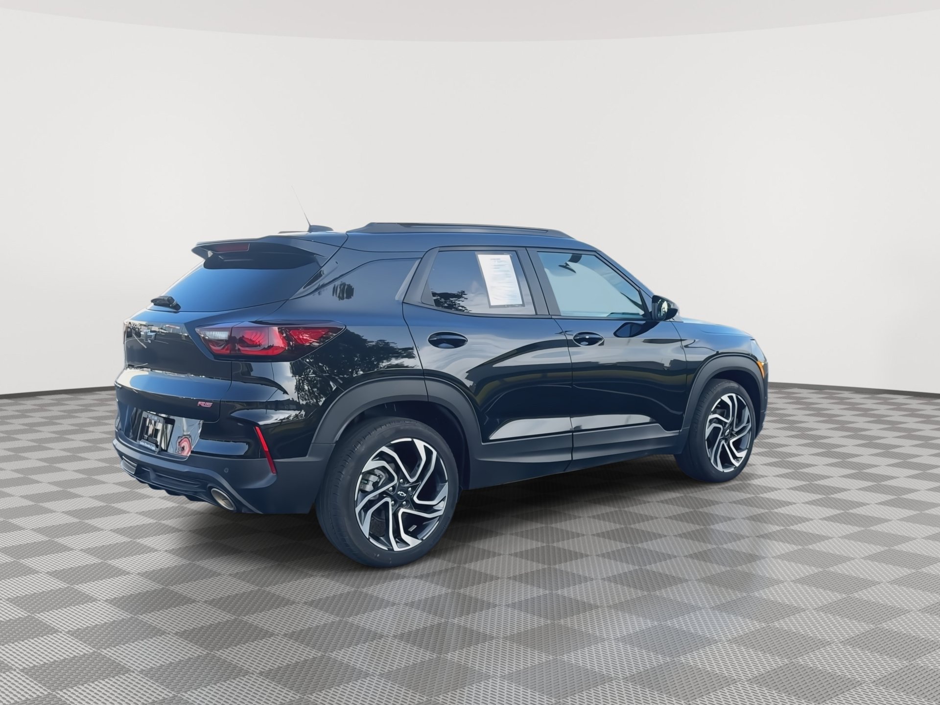 Used 2025 Chevrolet TrailBlazer RS w/ Convenience Package FWD image 8