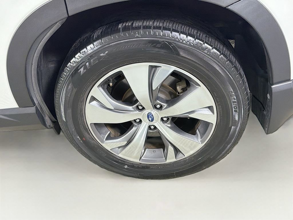 Used 2023 Subaru Ascent Premium w/ Convenience Package image 31