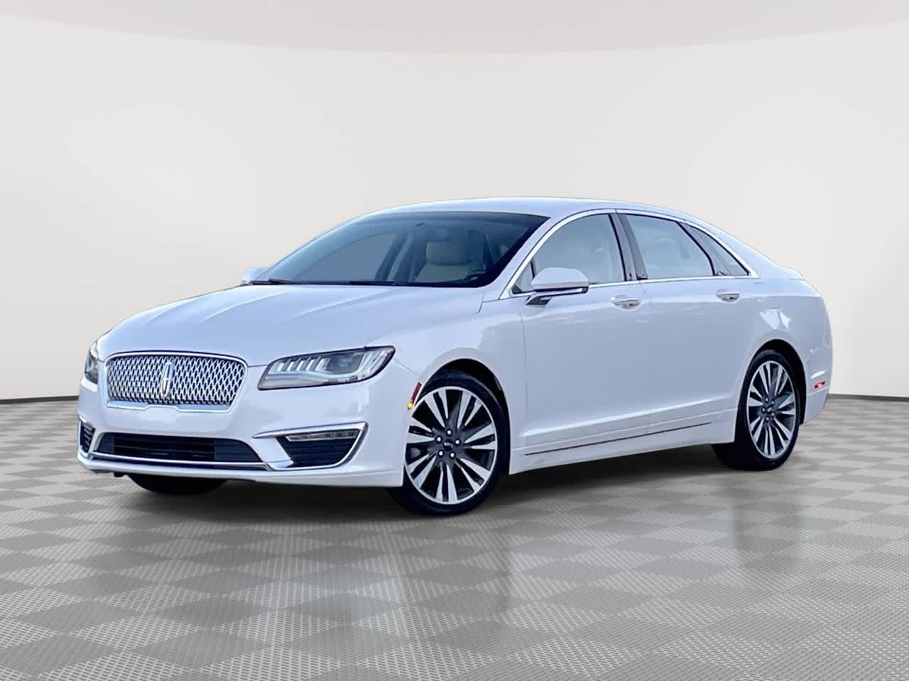 Used 2017 Lincoln MKZ Select w/ Select Plus Package FWD image 1