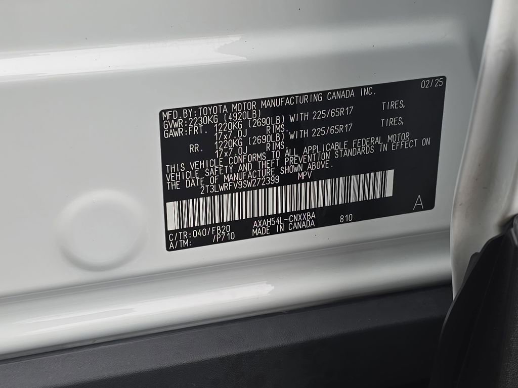 Used 2025 Toyota RAV4 LE image 38