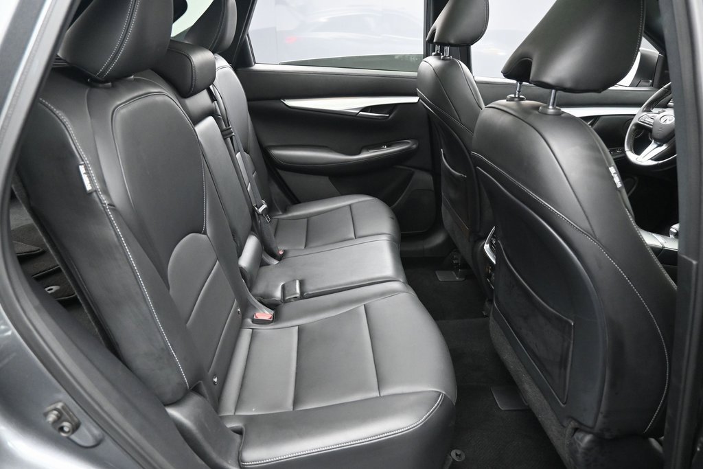 Used 2021 INFINITI QX50 Luxe w/ Appearance Package image 31