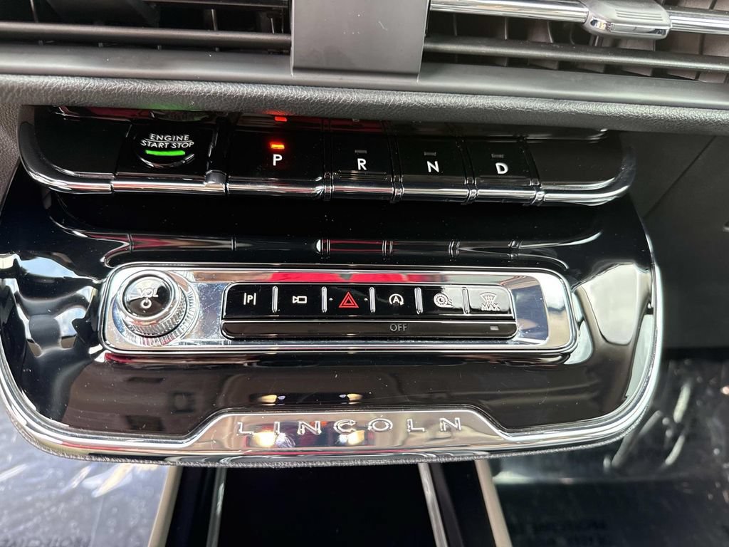 Used 2023 Lincoln Corsair FWD image 28