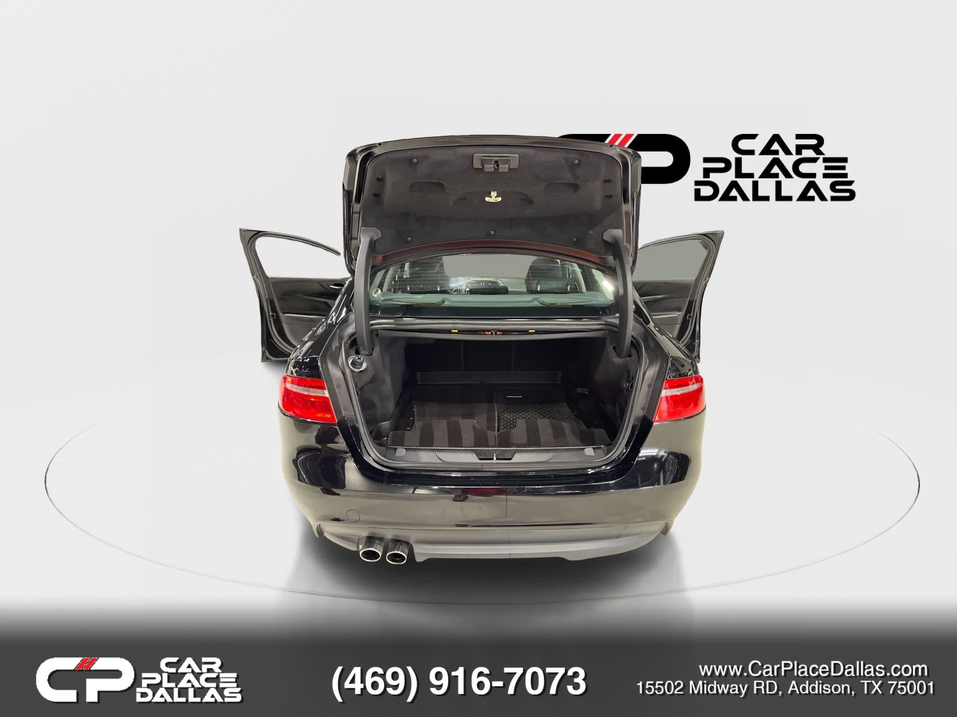 Used 2019 Jaguar XE Prestige RWD image 42