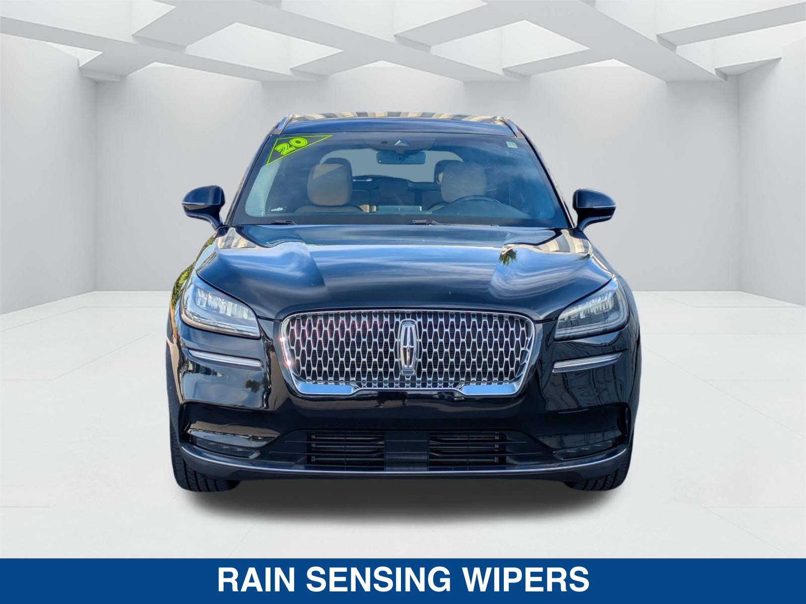 Used 2020 Lincoln Corsair Reserve w/ Elements Package FWD image 9