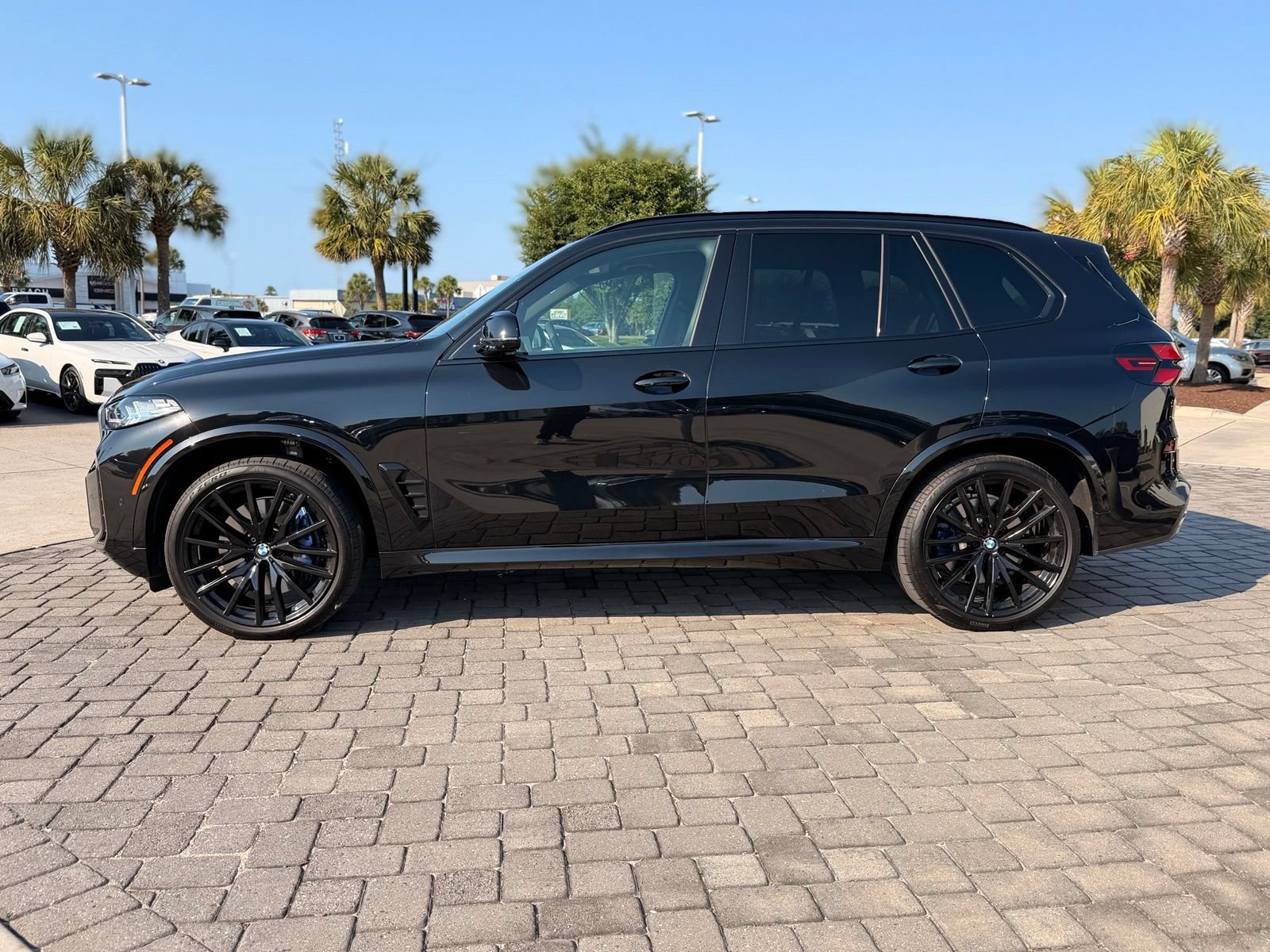 Certified 2025 BMW X5 M60i AWD/4WD image 12