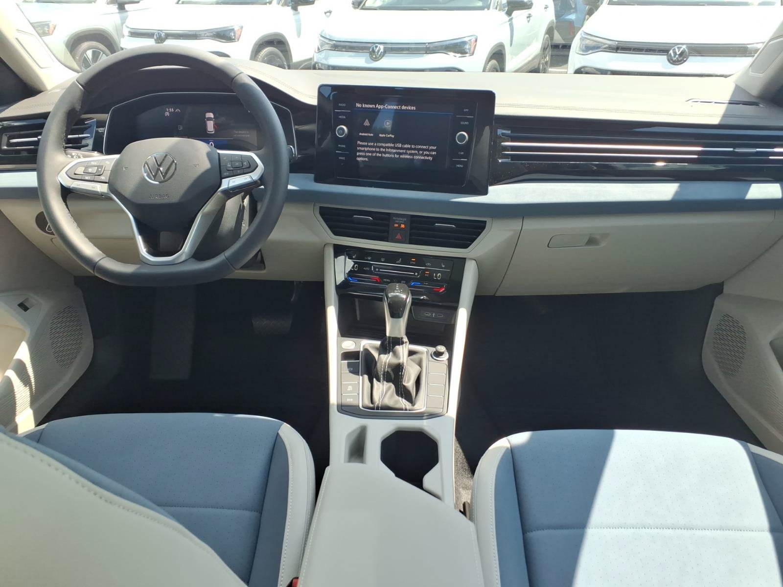 New 2026 Volkswagen Jetta SE FWD image 9