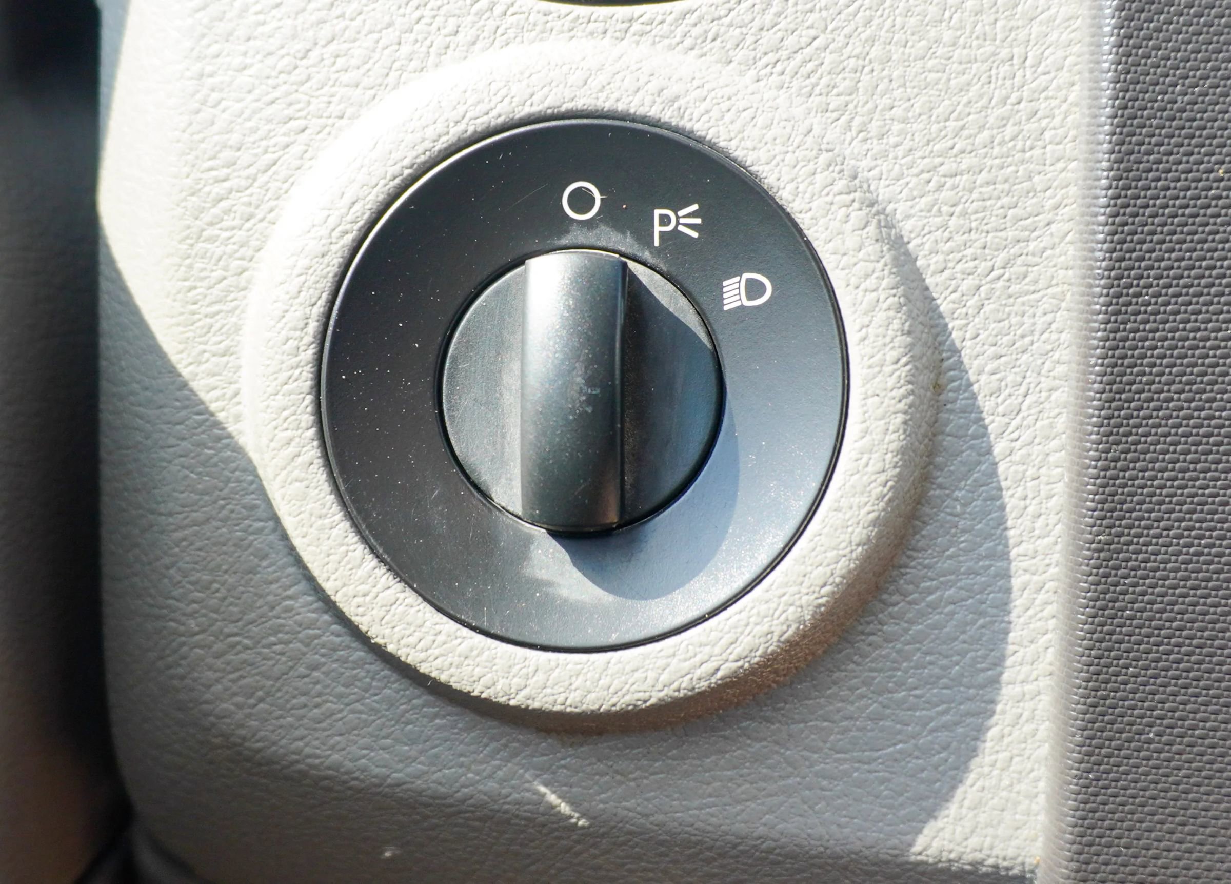 Used 2011 Ford E-350 and Econoline 350 XLT image 30