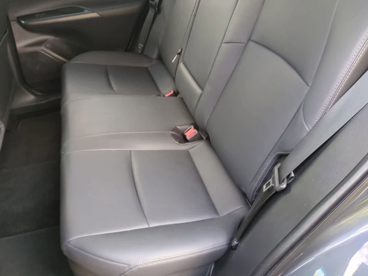 Used 2022 Toyota Venza XLE image 20