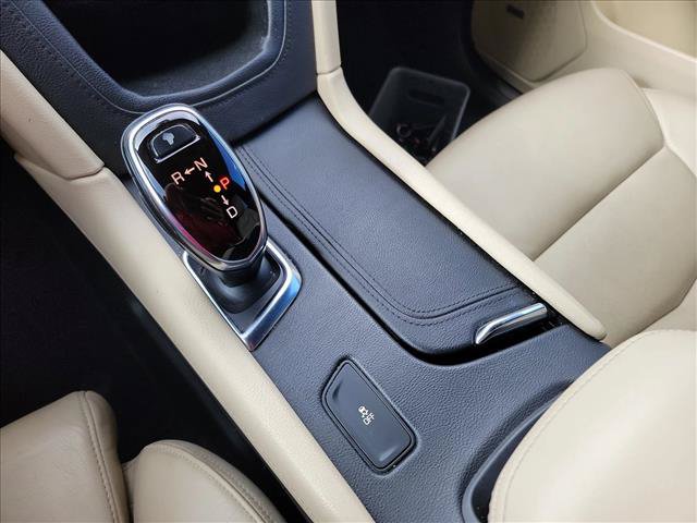 Used 2017 Cadillac XT5 Luxury w/ Driver Awareness Package FWD image 24