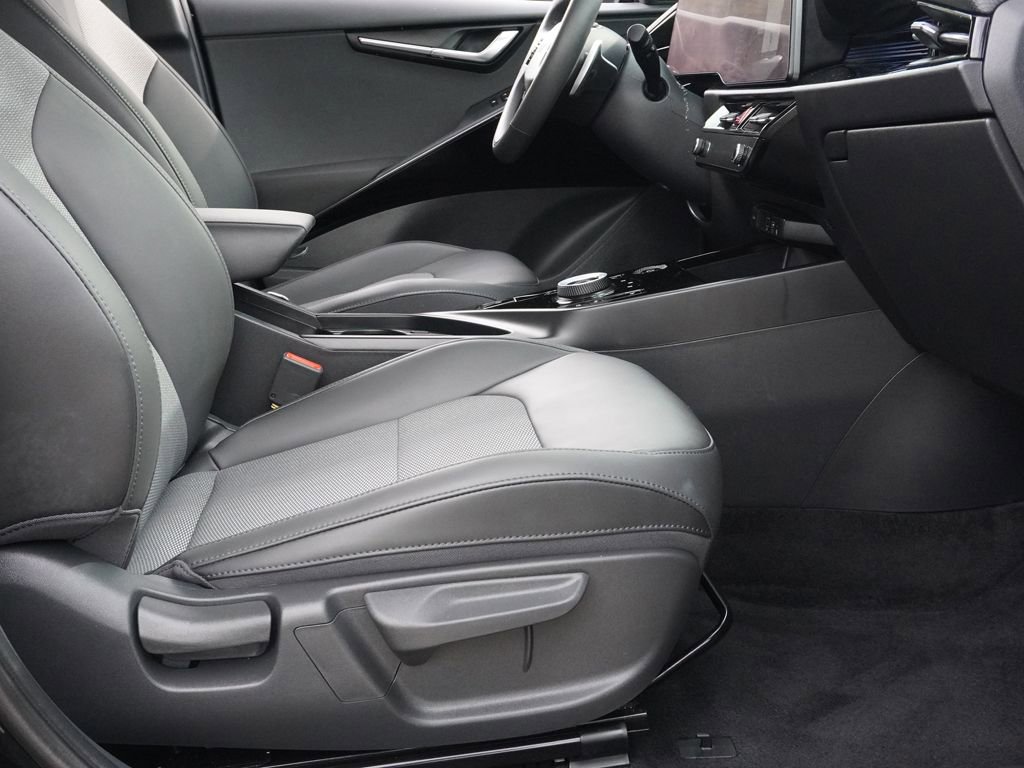 Used 2025 Kia Niro Wind w/ Wind Preserve Package FWD image 27