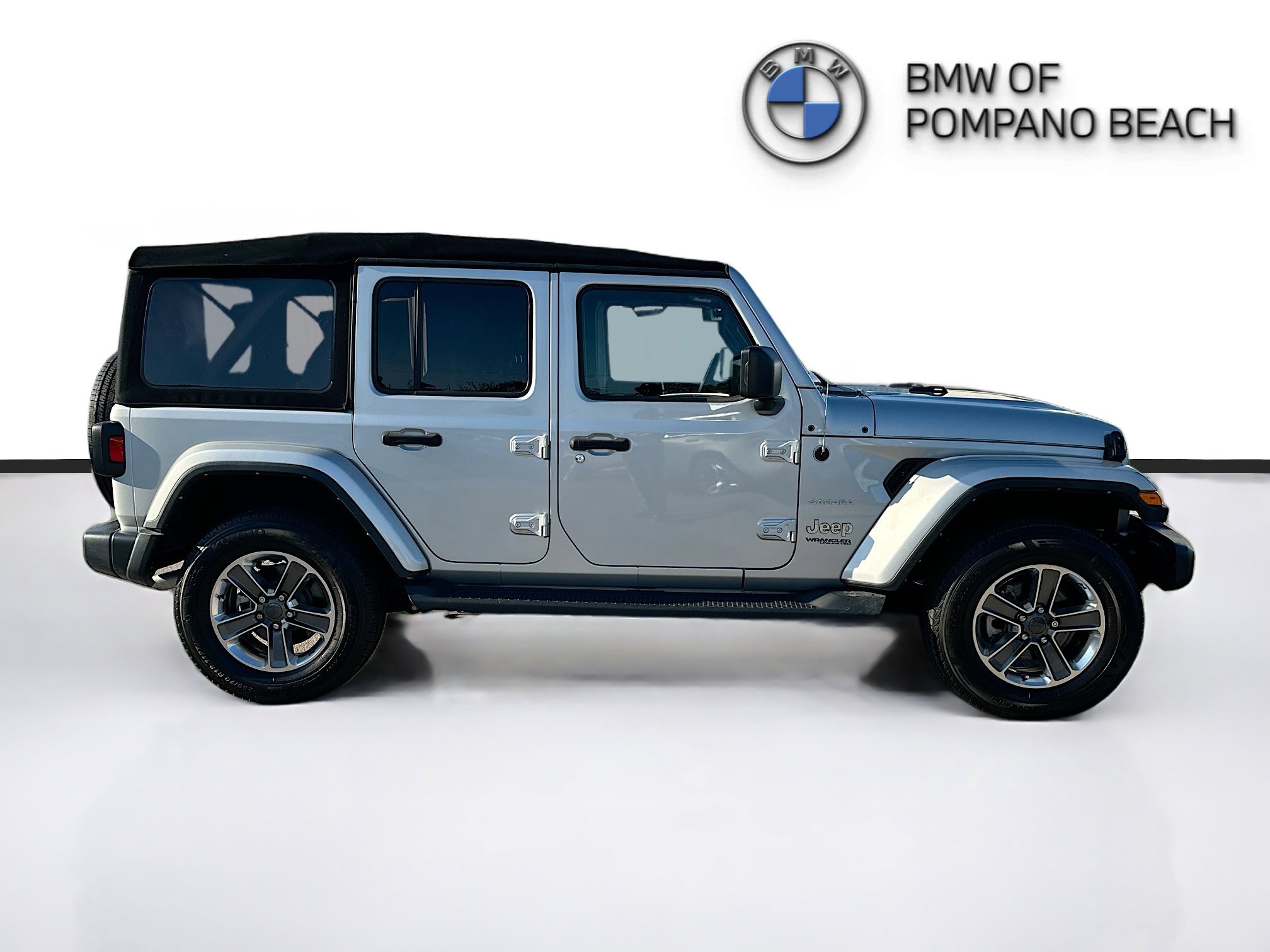 Used 2022 Jeep Wrangler Unlimited Sahara image 8