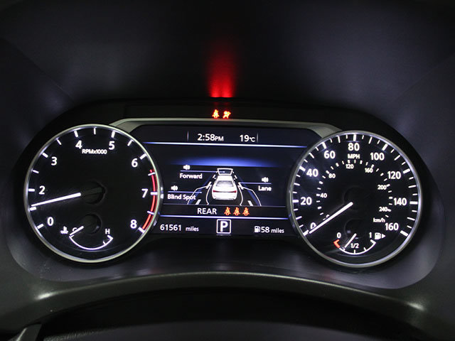 Used 2020 Nissan Sentra SV w/ Lighting Package FWD image 11