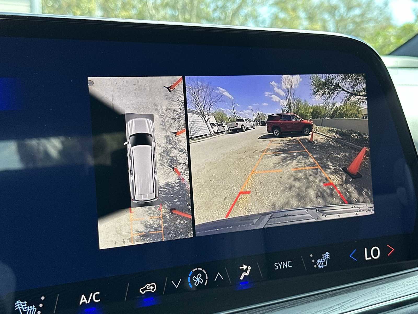 New 2026 Chevrolet Suburban LT w/ Comfort Package image 22