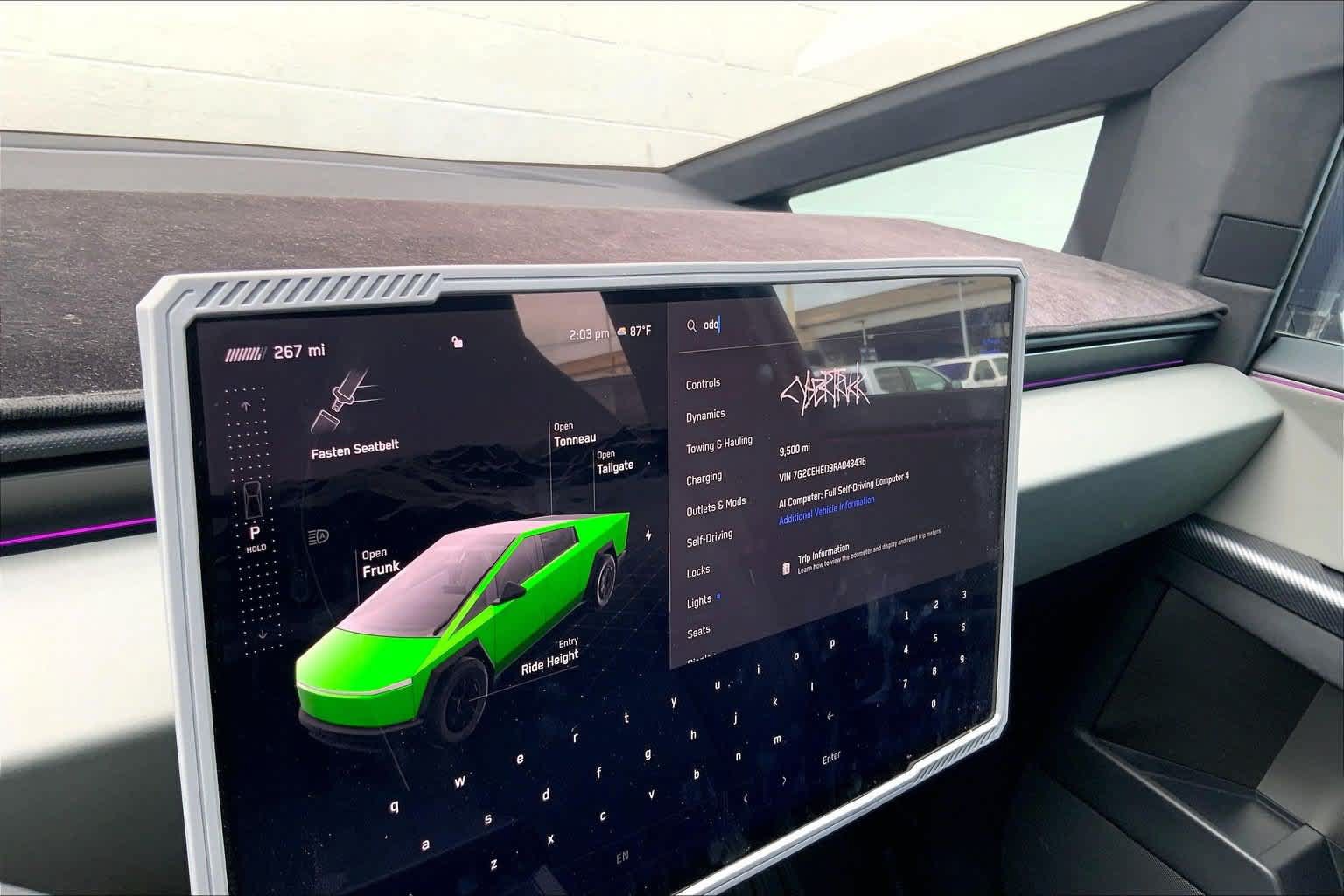 Used 2024 Tesla Cybertruck AWD Crew Cab image 17