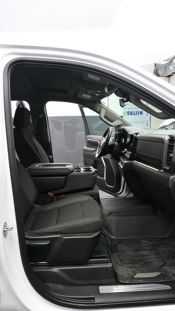 Used 2023 GMC Sierra 1500 Elevation AWD/4WD image 17