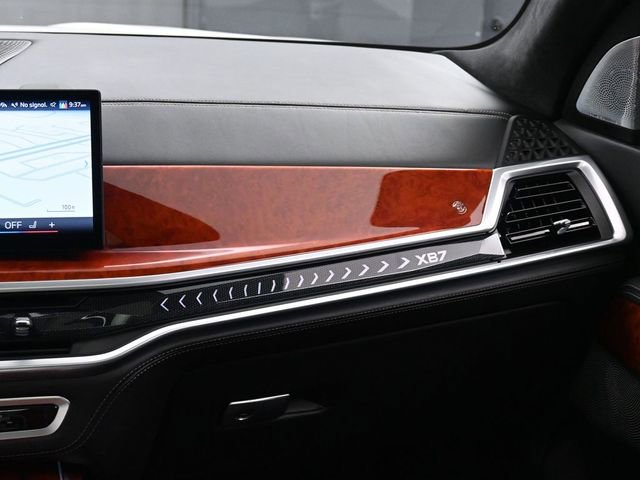Used 2024 BMW ALPINA XB7 image 36