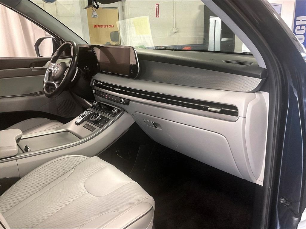 Used 2025 Hyundai Palisade SEL AWD/4WD image 14
