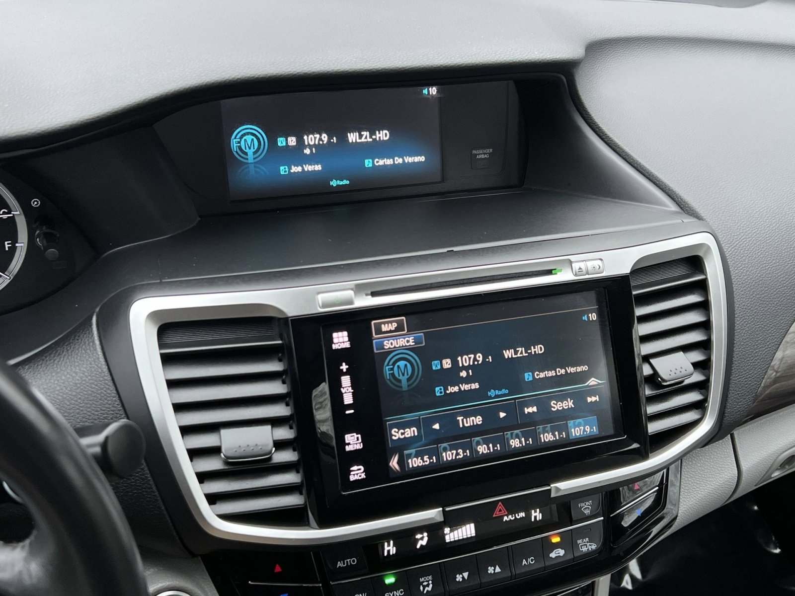 Used 2016 Honda Accord EX-L image 16