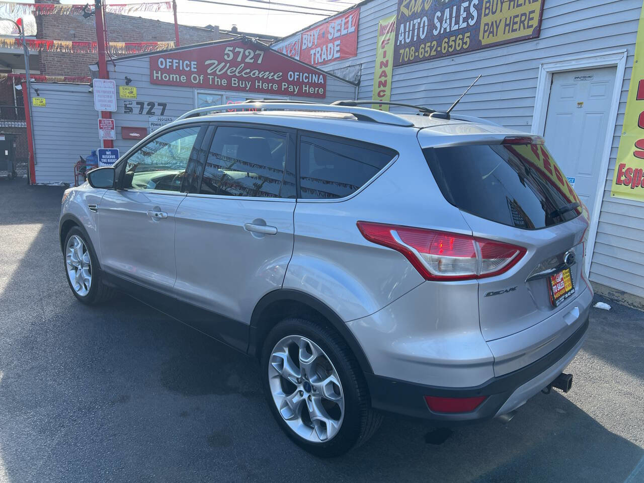 Used 2015 Ford Escape Titanium w/ Equipment Group 301A image 9
