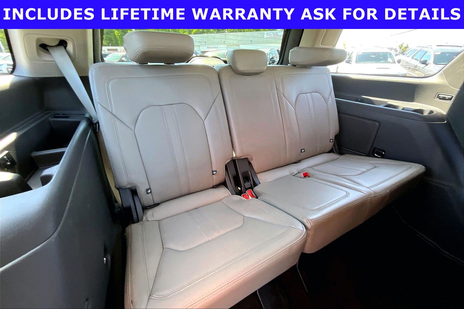 Used 2018 Ford Expedition Limited w/ Equipment Group 301A AWD/4WD image 24