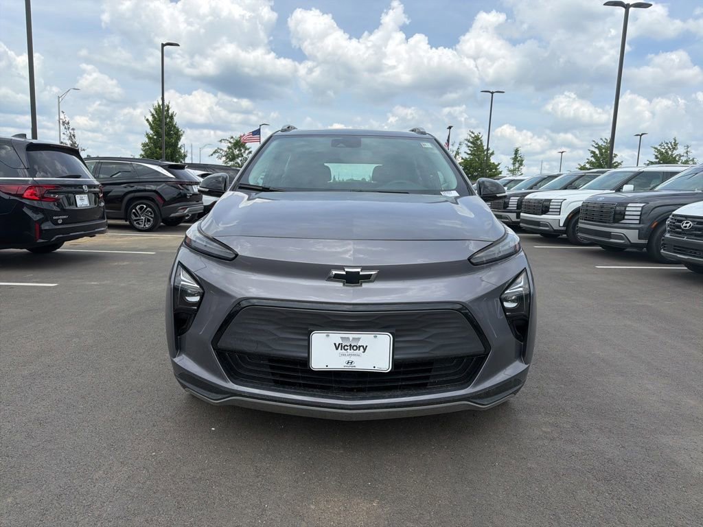 Used 2023 Chevrolet Bolt EUV LT FWD image 2