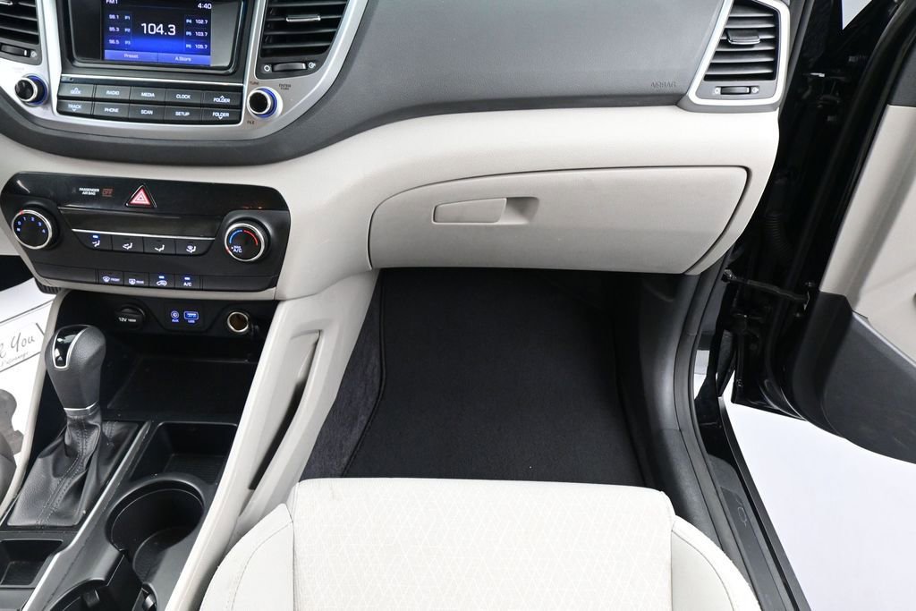 Used 2018 Hyundai Tucson SE FWD image 44
