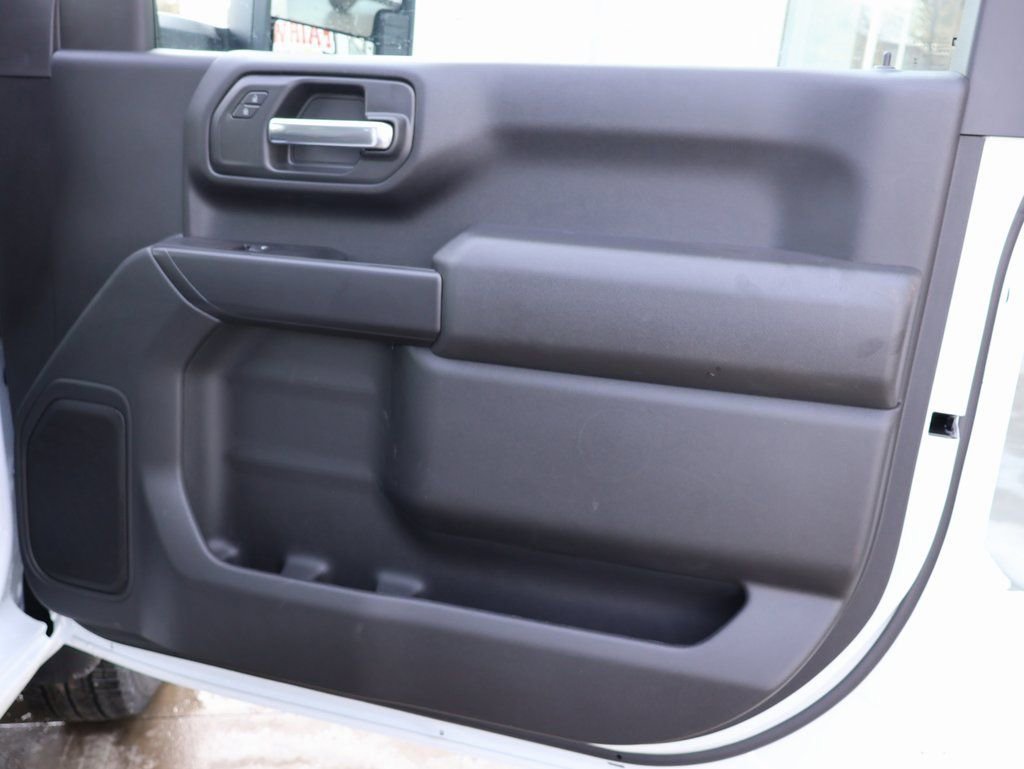 New 2026 GMC Sierra 3500 Pro w/ Convenience Package image 24