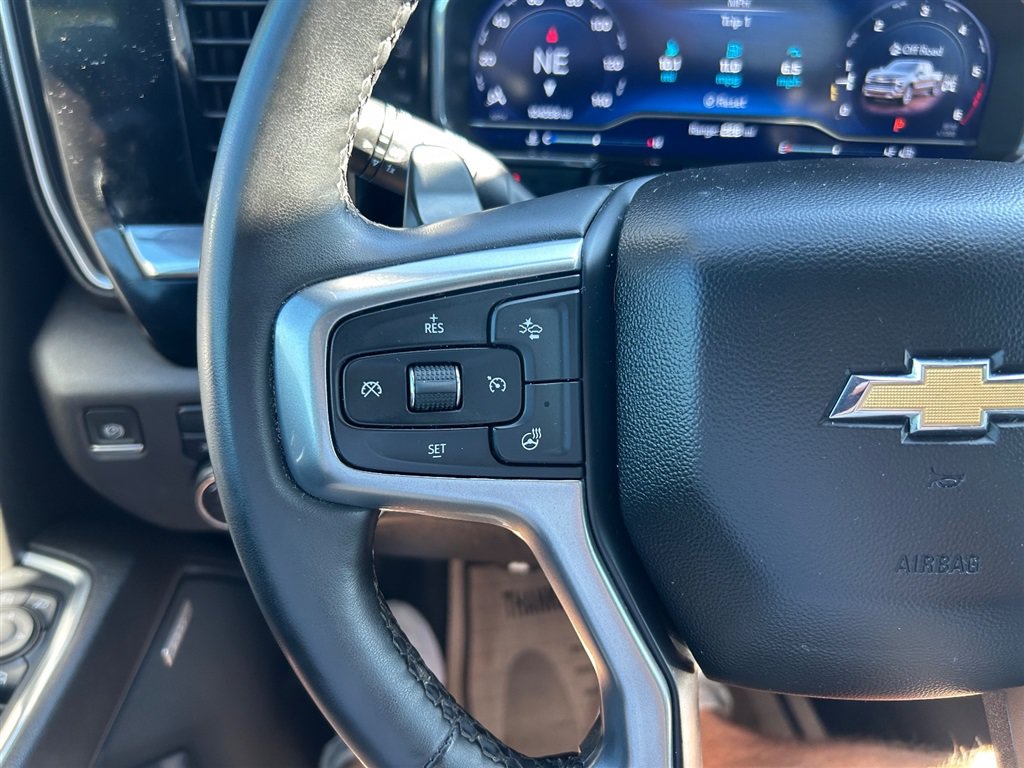 Used 2023 Chevrolet Silverado 1500 LTZ AWD/4WD image 19