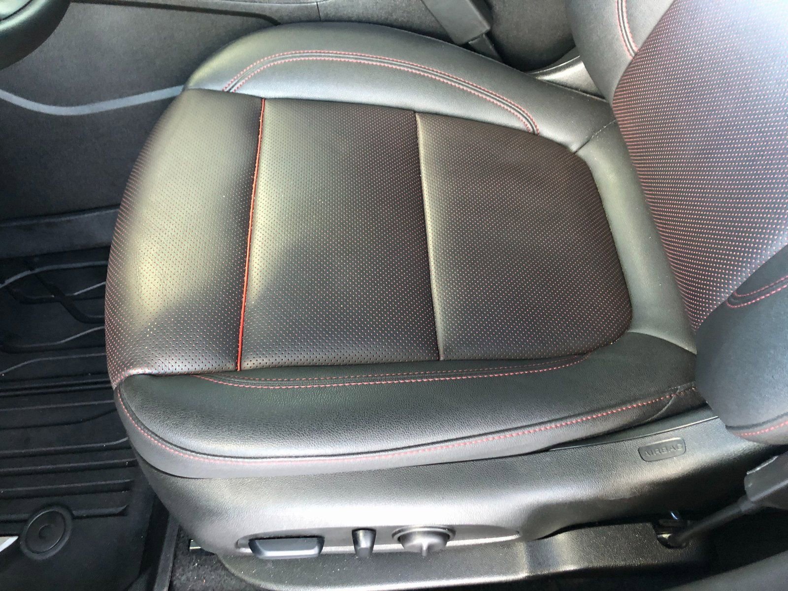 Certified 2024 Chevrolet Blazer RS w/ Driver Confidence II Package image 22