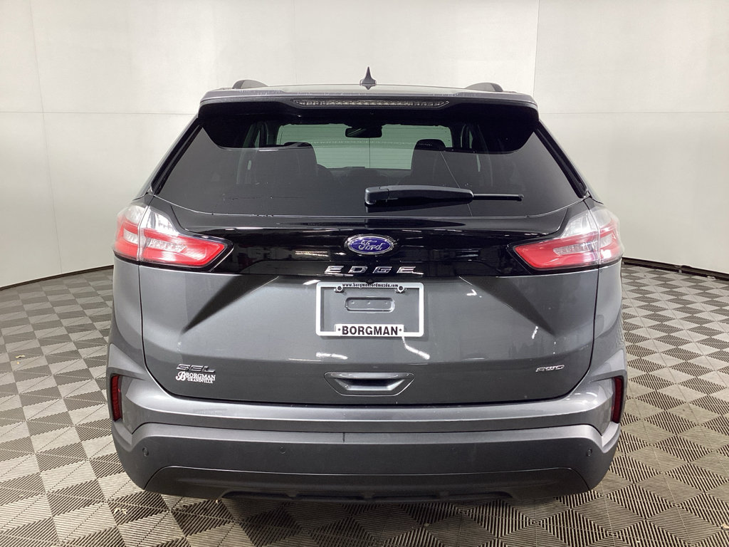 Used 2023 Ford Edge SEL w/ Sport Appearance Package image 3