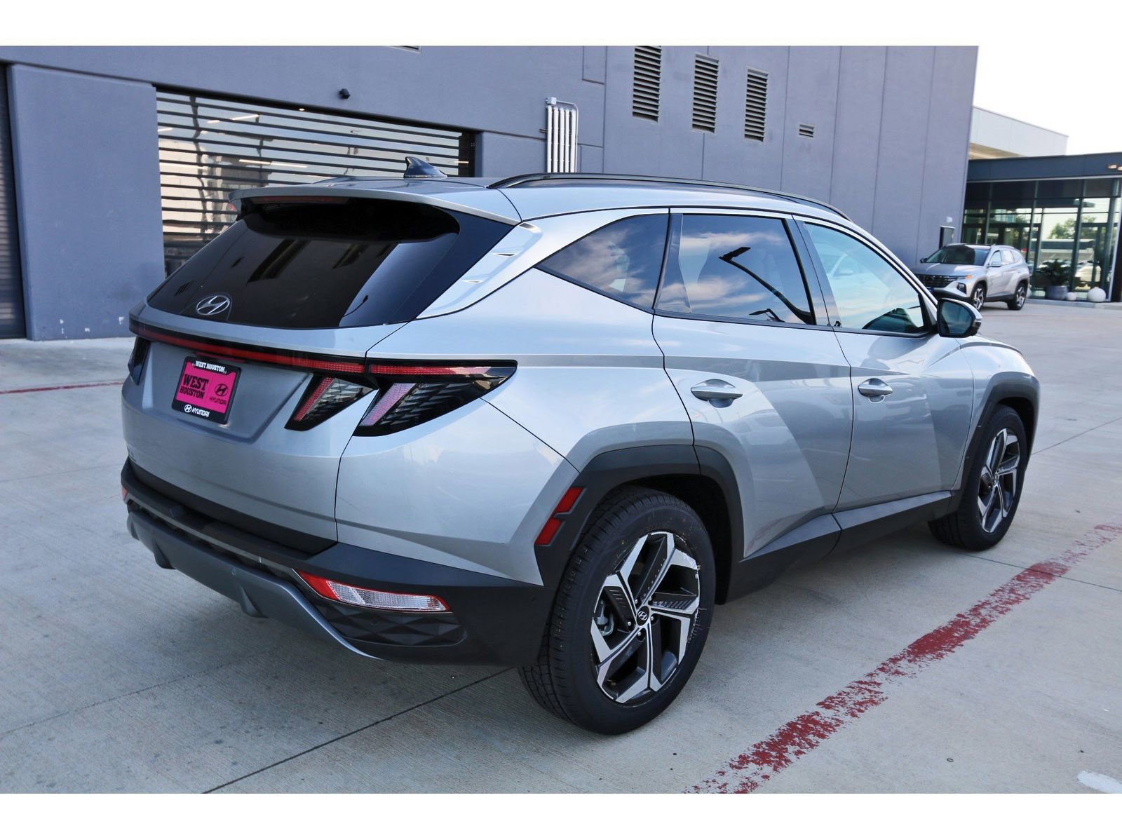 Certified 2024 Hyundai Tucson Limited FWD image 9