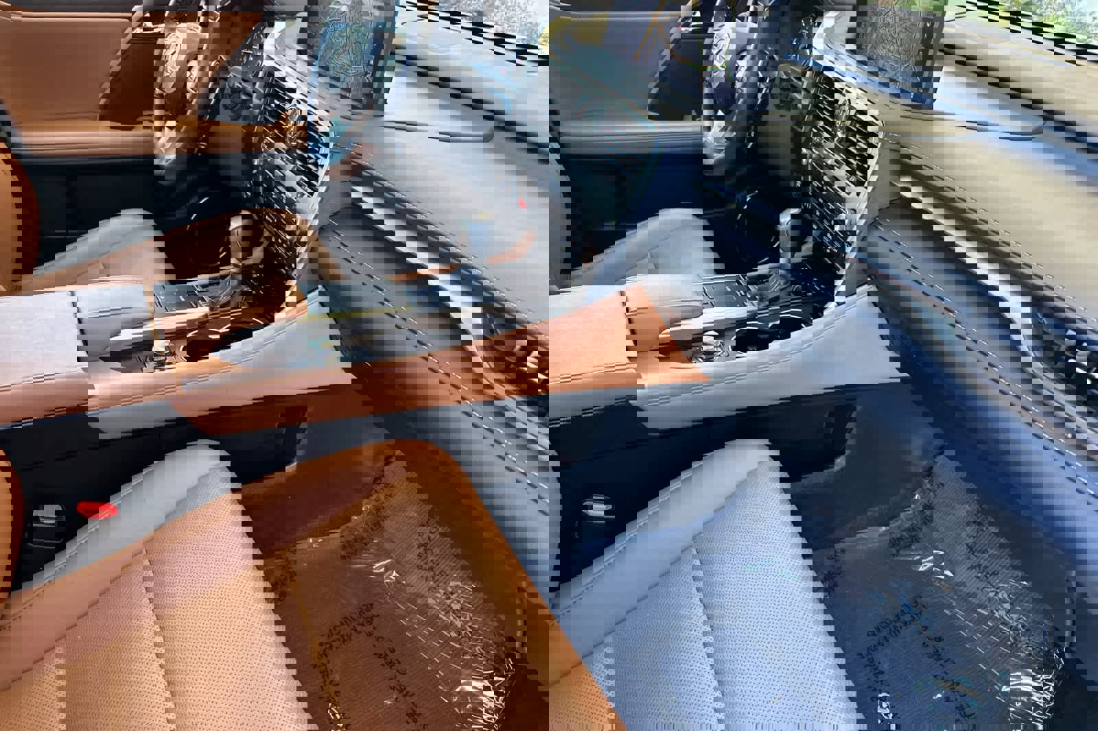 Certified 2022 Lexus RX 350 FWD w/ Premium Package image 17