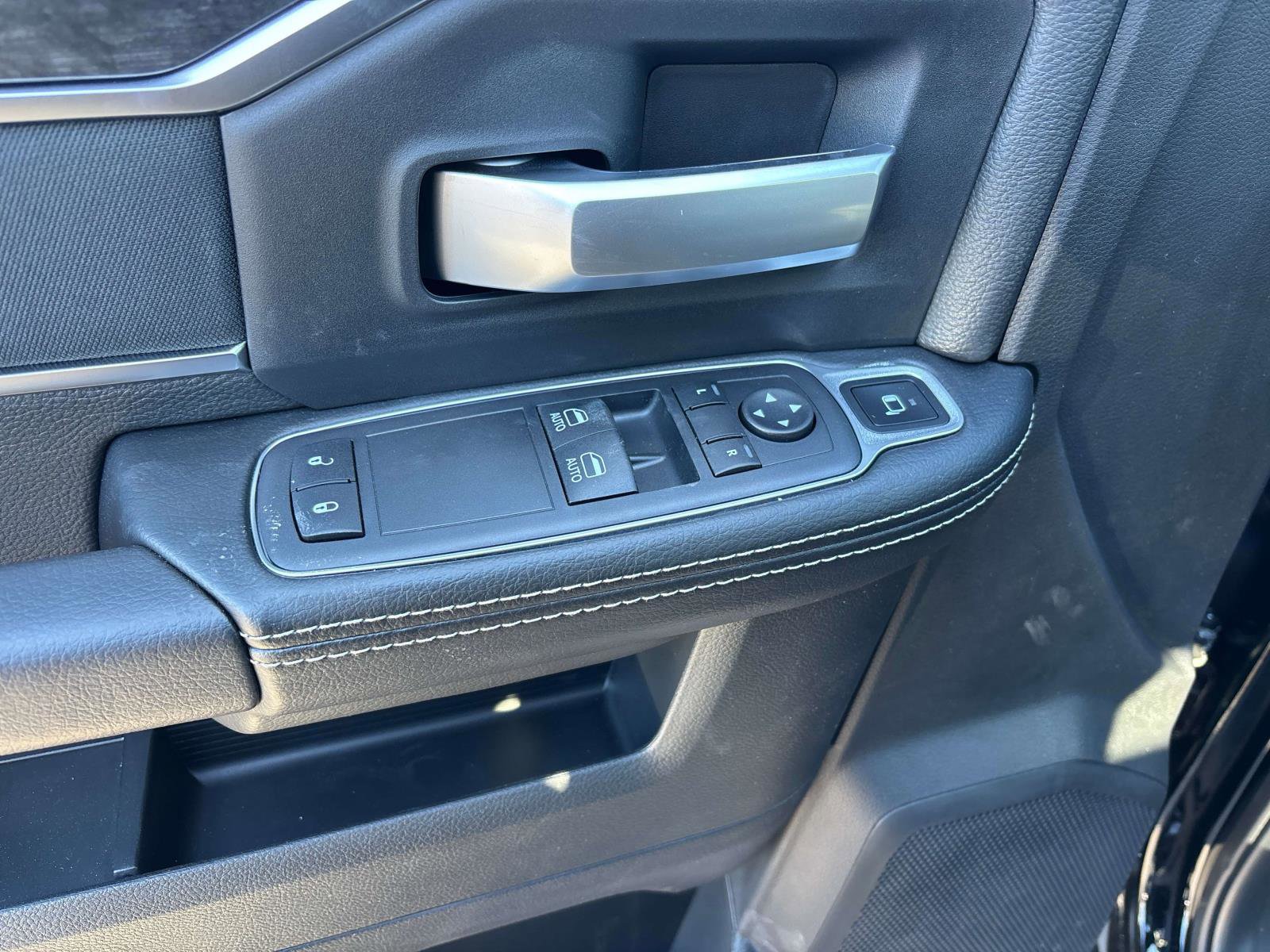 Used 2024 RAM 3500 SLT w/ Quick Order Package 2YG SLT image 6