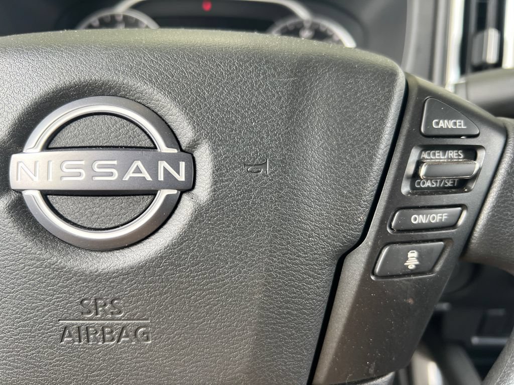 Used 2025 Nissan Frontier SV RWD image 25