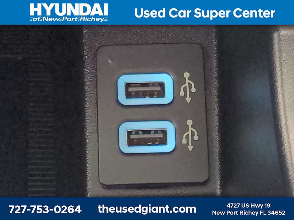Used 2019 Ford Edge SEL w/ Equipment Group 201A FWD image 25