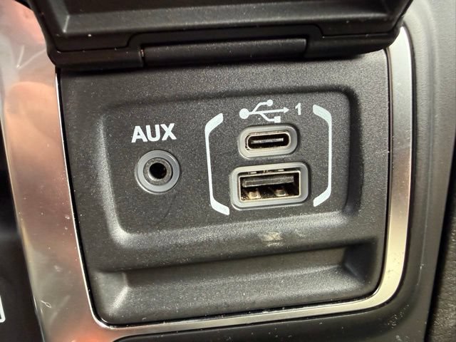 Used 2024 Jeep Wrangler Sport AWD/4WD image 26