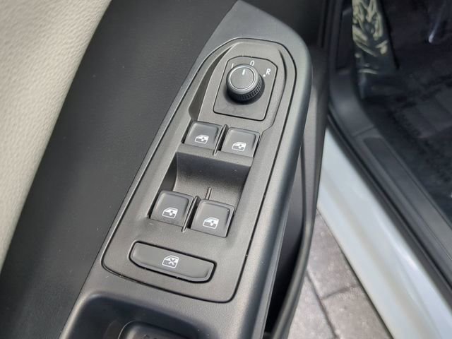Used 2025 Volkswagen Taos S FWD image 16