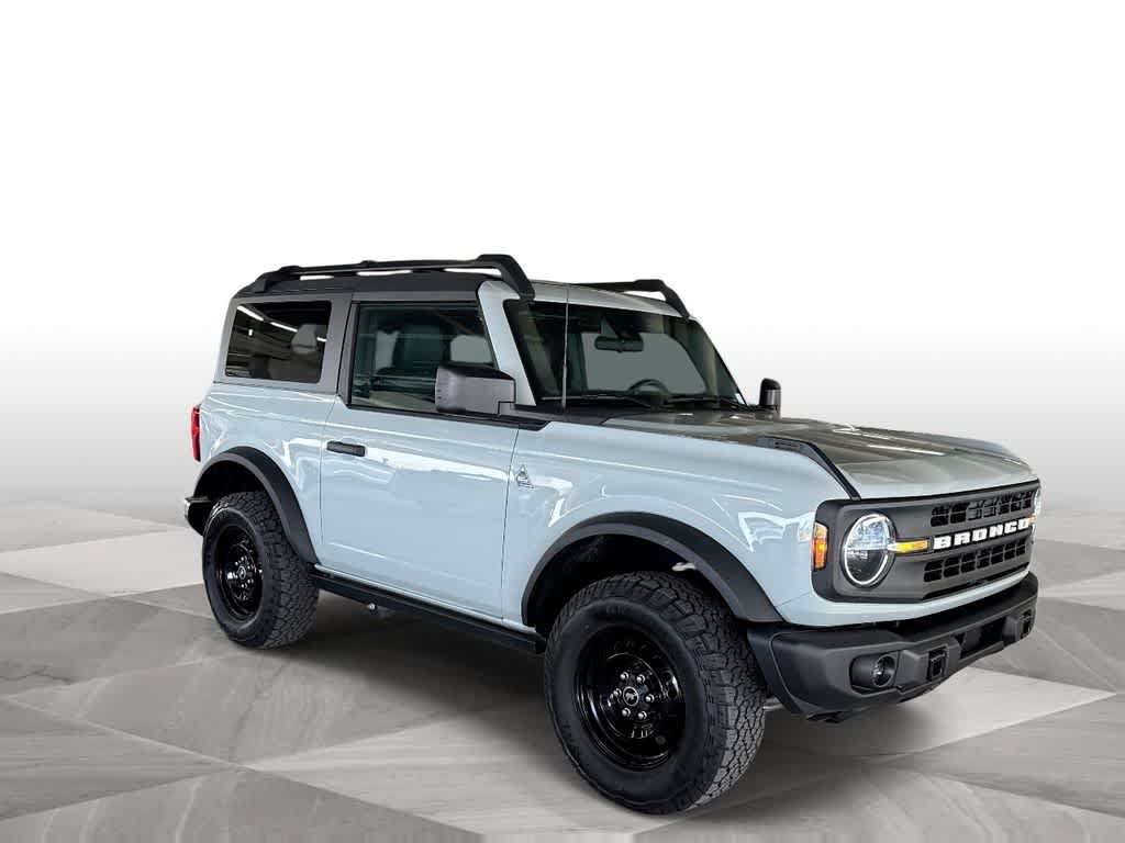 Used 2023 Ford Bronco Black Diamond AWD/4WD image 2