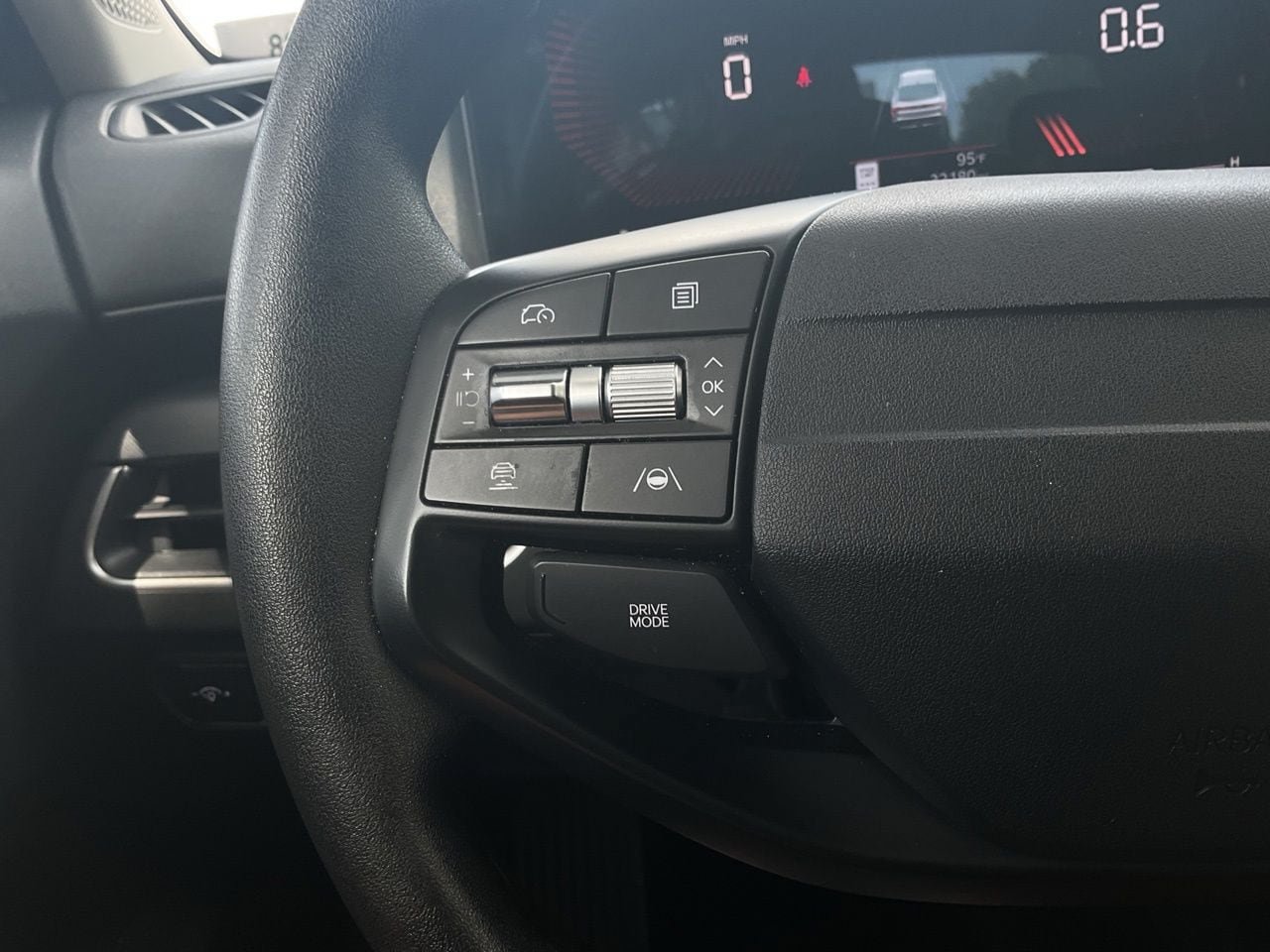 Used 2025 Kia K4 FWD image 23