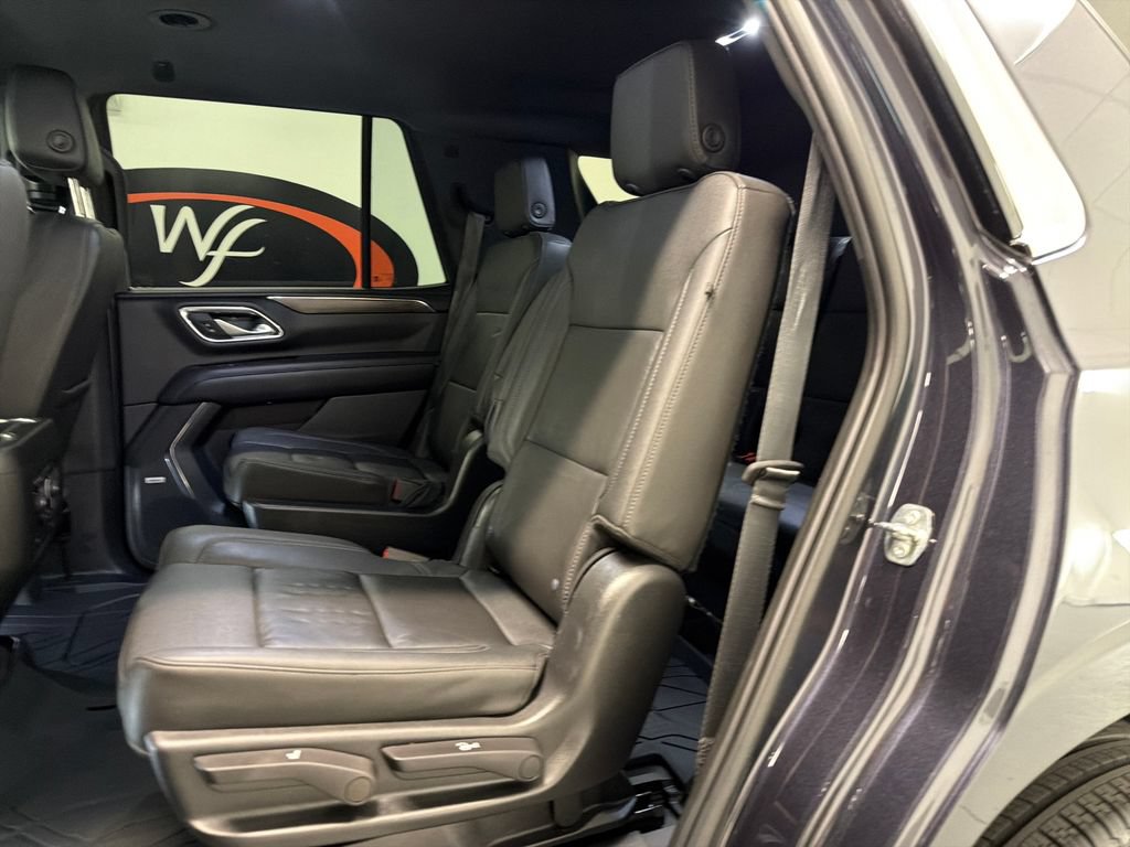 Used 2023 Chevrolet Tahoe LT w/ Luxury Package RWD image 11