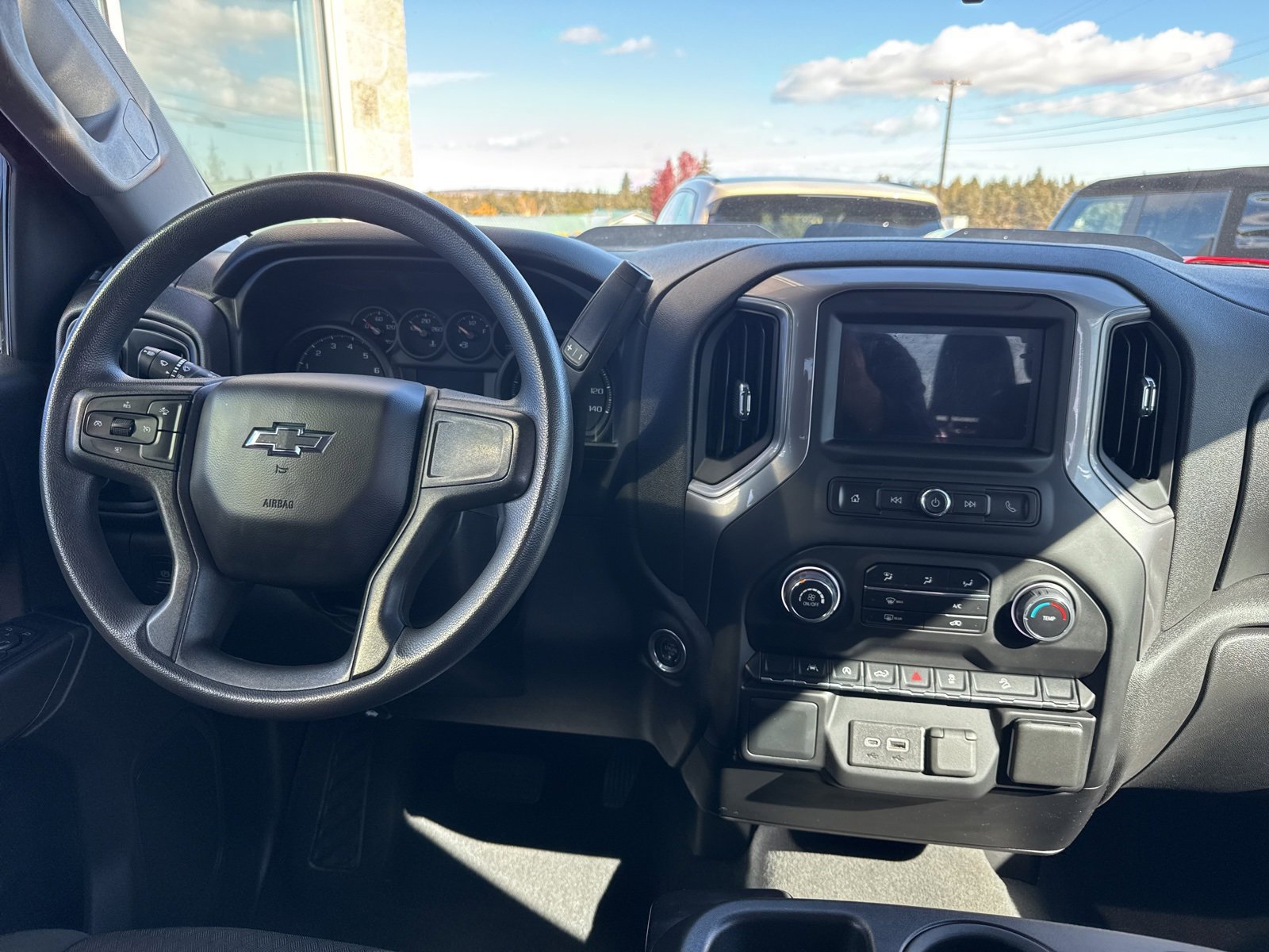 Used 2022 Chevrolet Silverado 1500 Custom Trail Boss image 18