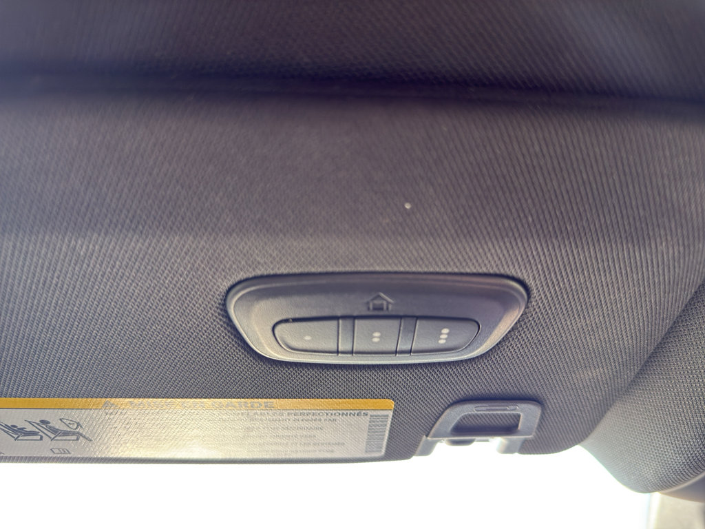 Used 2024 Jeep Grand Cherokee Limited w/ Black Appearance Package image 24